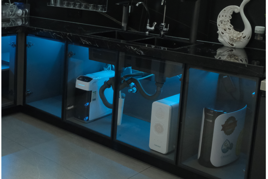 Calux-showroom-undersink-water-purifier
